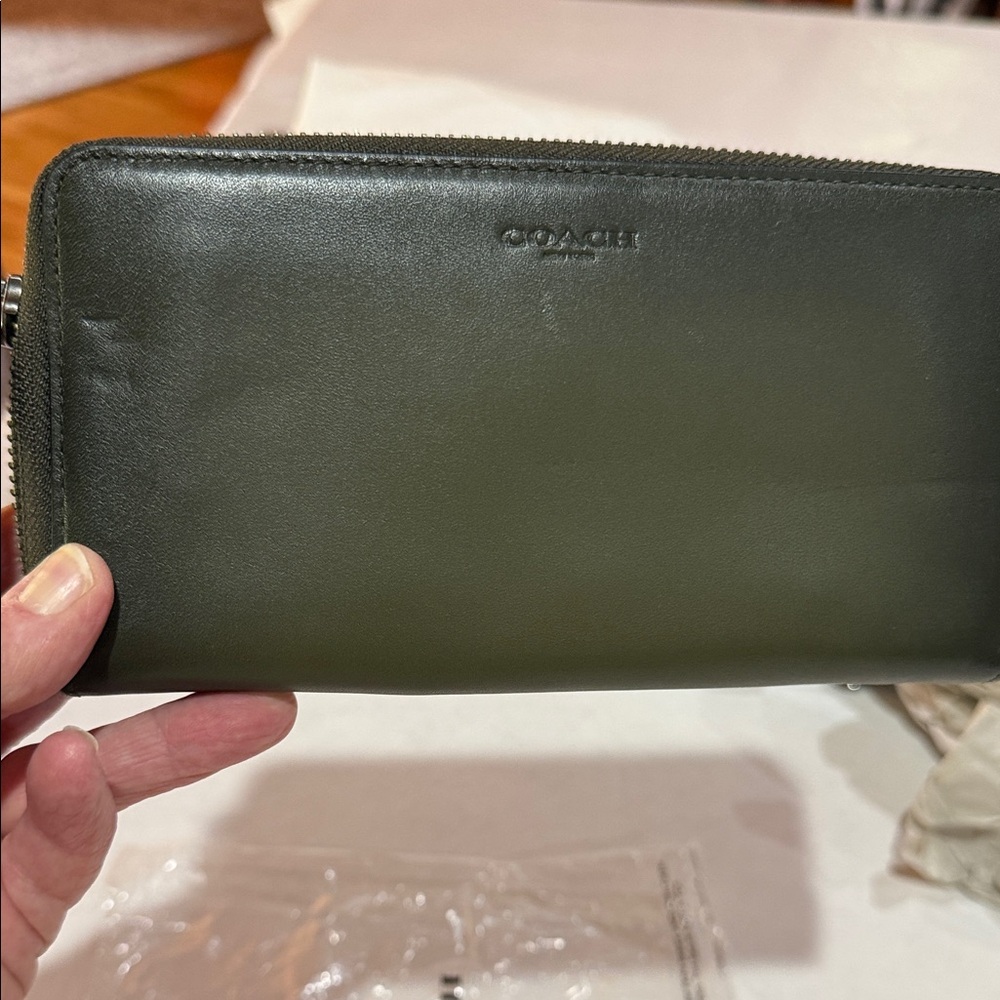 Coach Olive Green Leather Zip Wallet for Men